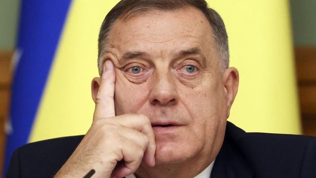 Milorad Dodik lemondott elnöki jogköreiről