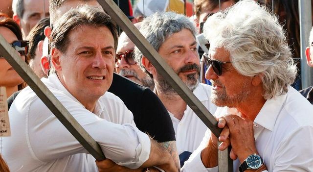 Fonti vicine a Grillo, 'Conte vuole farmi fuori dal M5s'