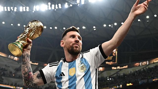 Messi si ritira dalla nazionale argentina: “Mi ha convinto la morte di mio padre”