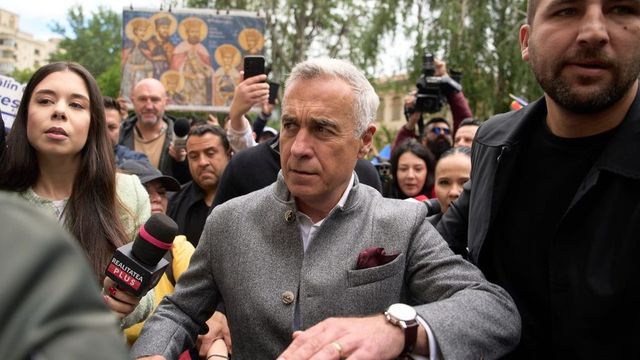 El ultra rumano Calin Georgescu se retira de la vida política