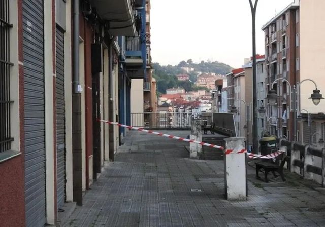 Mata a su hija de 13 años y después se suicida en Bilbao