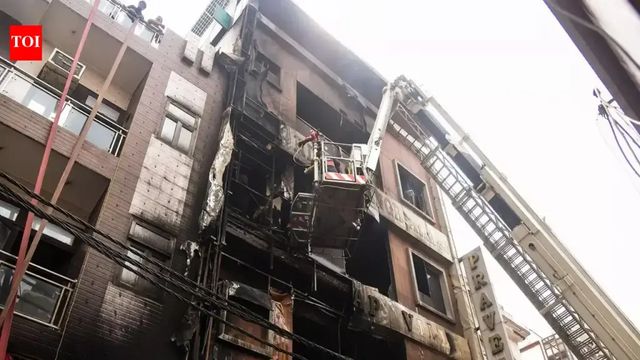 Delhi CM announces ₹10 lakh each to family of deceased in Palam fire
