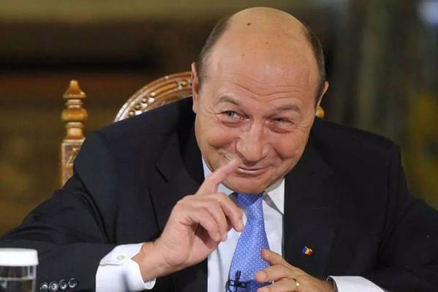 Traian Băsescu, replică acidă în scandalul momentului pentru Mircea Geoană și șapte sfaturi pentru Elena Lasconi