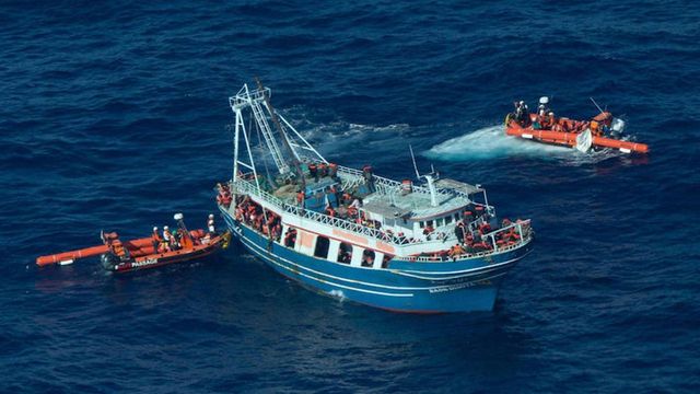 Italia bloquea el barco de Médicos Sin Fronteras durante 60 días