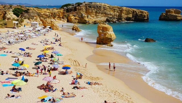 Portugalia autorizează începând cu 17 mai călătoriile în scop turistic pentru persoanele din majoritatea țărilor europene