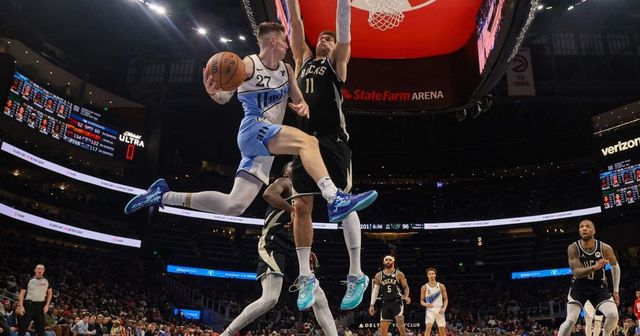 Basketbalisté Atlanty otočili zápas s Milwaukee, Krejčí si podruhé v kariéře připsal double double