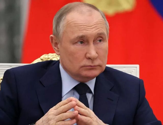 Путин е одобрил доставката на ракетата, свалила боинга над Украйна, смятат разследващите