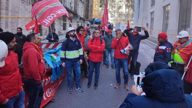 Cgil: 118mila lavoratori in crisi industriali