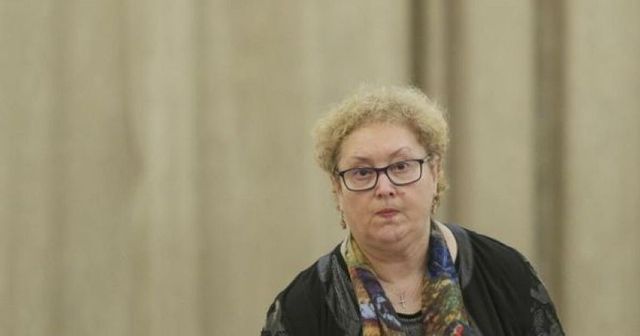 Avocatul Poporului contestă la CCR ordonanța de urgență adoptată după moțiune și acuză Guvernul de sfidare a Parlamentului