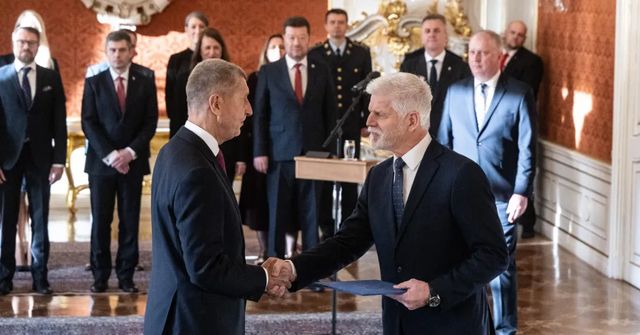 Prezident Pavel se ve středu zúčastní jednání Bezpečnostní rady státu