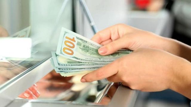 Euro se ieftinește ușor. Cât valorează un dolar astăzi, 23 septembrie