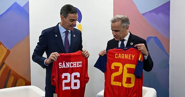 La UE y Canadá forman un frente común contra Trump en la cumbre de Armenia