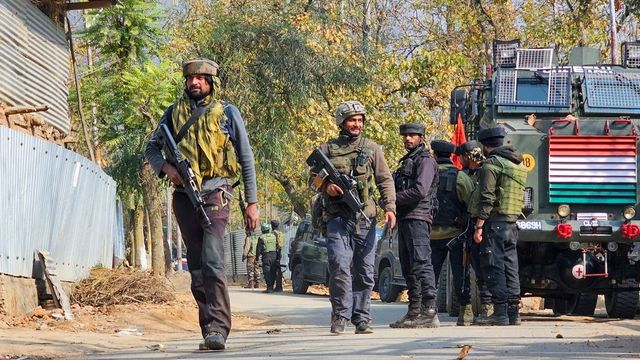 Encounter underway between security forces and terrorists in Srinagar