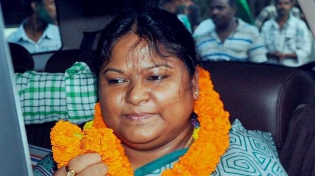 Sita Soren, Shibu Soren's daughter-in-law, joins BJP hours after resigning from JMM