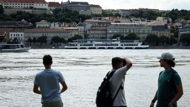 Zajlik az apadás, a Duna árhulláma mindenhol tetőzött az országban