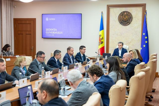 Dodon critică Strategia militară aprobată de Guvern
