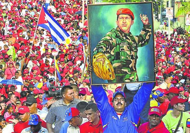 El final de la revolución bolivariana que creó Chávez y ha caído con Maduro