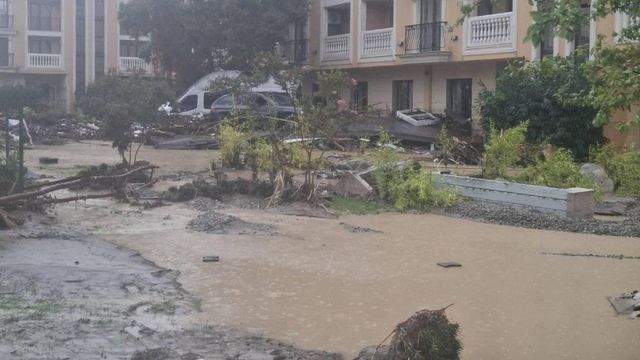 Лодката на загиналия полицай се е надигнала внезапно и се е преобърнала