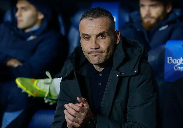 La Real destituye a Sergio Francisco y Ansotegi será entrenador interino hasta el parón navideño