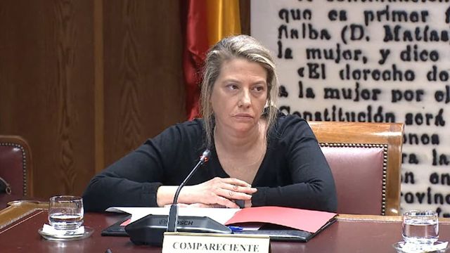 El juez Peinado pide al Gobierno la lista de empleados de Moncloa para ubicar a la asesora de Begoña Gómez