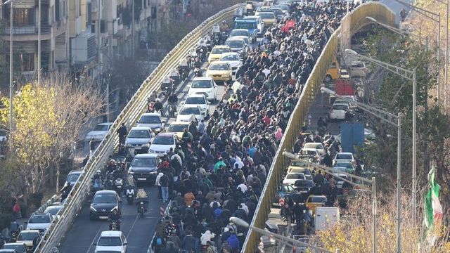 Iran erupts into fresh protests as currency falls to record low, protesters take to streets in Tehran | Top points
