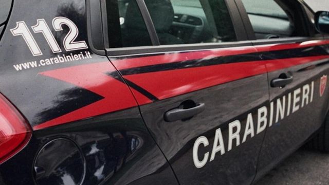 Una donna trovata morta nel fiorentino, grave il compagno