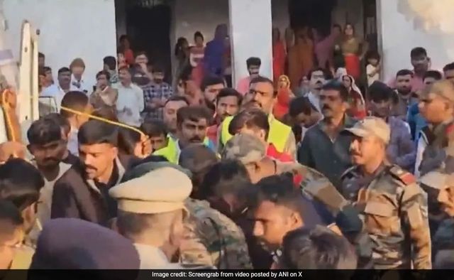 Three-yr-old falls into Gujarat borewell, rescue operation on