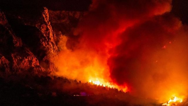 Incendiu devastator pe o insulă din Croația. Peste 500 de persoane au fost evacuate