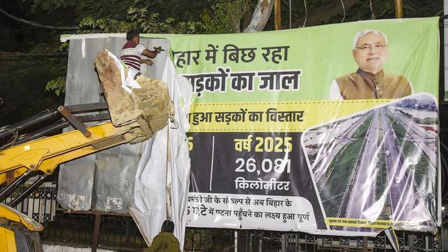 Pre-certify ads, ECI directs parties