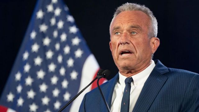 Robert Kennedy Jr. anunță că-și retrage candidatura în alegerile prezidențiale și îl va susține pe Donald Trump