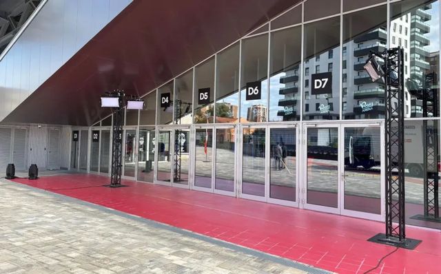 Valencia extiende ya la alfombra roja para Rosalía