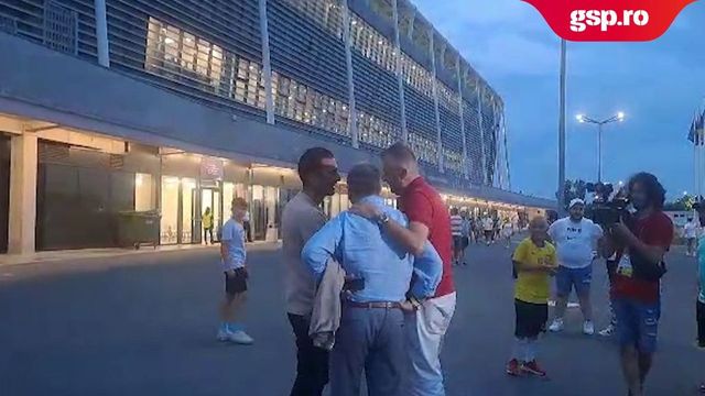 „Demisia!” » Fanii României au răbufnit după autogolul lui Dican