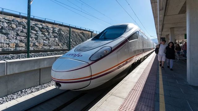 La huelga de Renfe cancela 320 trenes este lunes con servicios mínimos del 73% en alta velocidad
