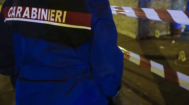 Omicidio a Palermo, ucciso mentre cerca di fermare un pestaggio | La vittima colpita da un proiettile alla fronte