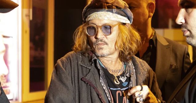 220 millió forintot lophatott Johnny Depp hitelkártyájával egy angyalföldi csaló