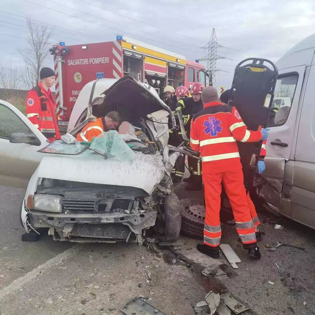Un bărbat de 38 de ani a fost transportat la spital după un accident pe centura Bălți
