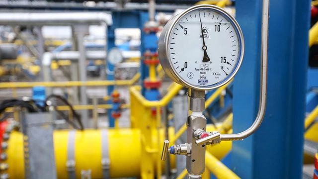 Цена на газ в Европе преодолела отметку в $2450