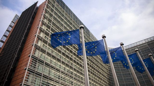 Евросъюзът е готов с нови по-строги санкции срещу Иран