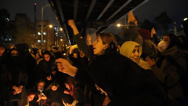 Iránban legalább 35 ember meghalt a közel másfél hete tartó tüntetésekben