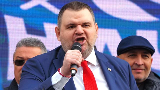 Пеевски пусна сигнал до прокуратурата срещу Емил Дечев