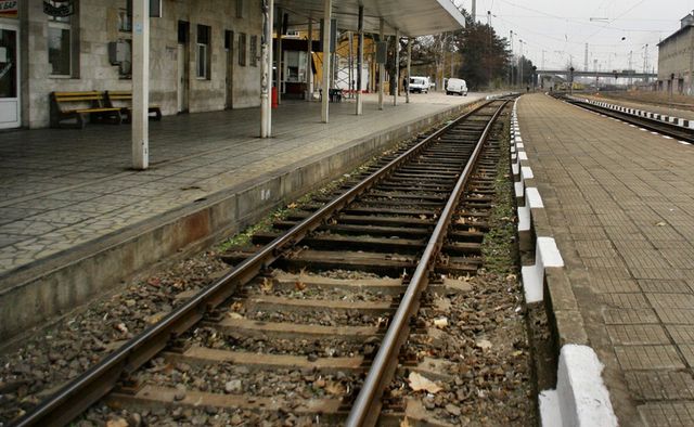 55-годишна жена загина, след като беше блъсната от влак край град Камено