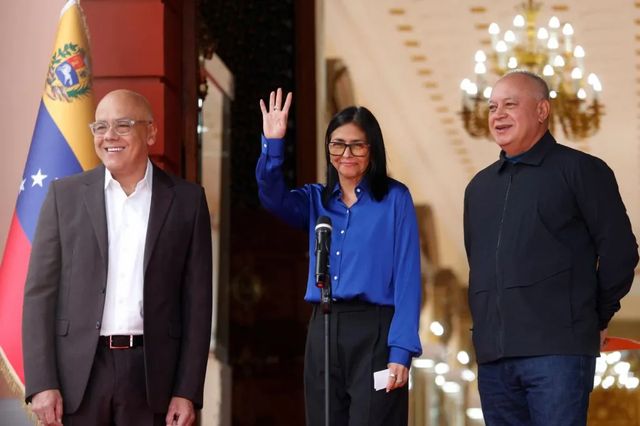 Delcy Rodríguez anuncia más liberaciones de presos en Venezuela