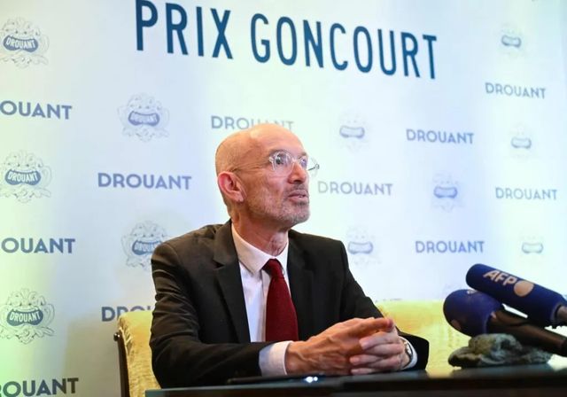 Laurent Mauvignier gana el Goncourt con 'La Casa vacía', una novela que homenajea la literatura decimonónica