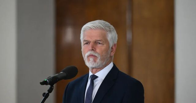 Prezident Pavel udělil milosti dvěma ženám