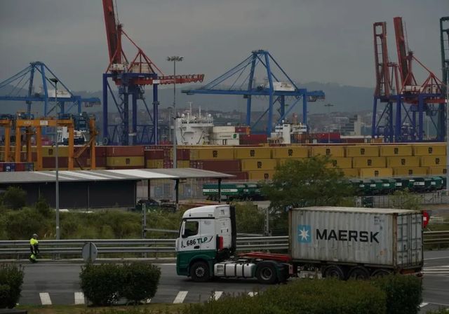 El crecimiento de la economía se disparó un 0,8% en primavera por el tirón del consumo de las familias