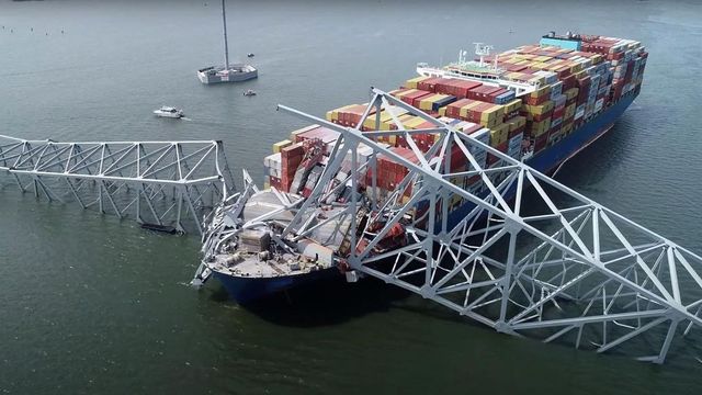 Hallan un nuevo cuerpo en las inmediaciones del puente de Baltimore