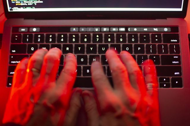 Trenitalia, attacco hacker su alcuni dati dei clienti