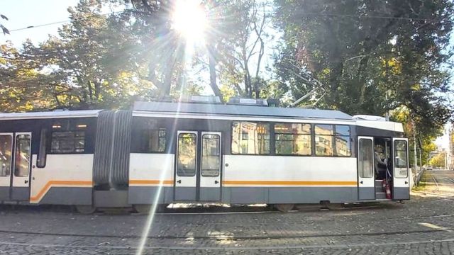 Linia 5 de tramvai revine pe traseul de bază, anunță Societatea de Transport București