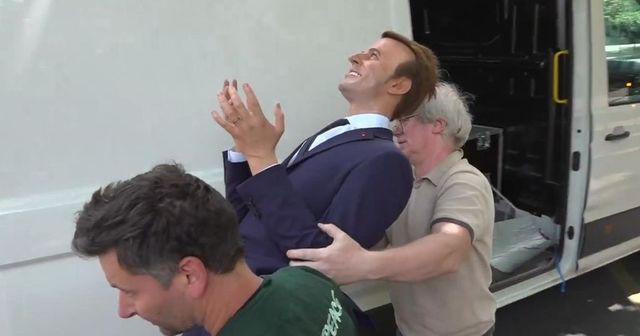 Statuia lui Emmanuel Macron, furată de la Muzeul Grévin din Paris