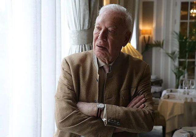 «Sánchez quiere convertirse en una Juana de Arco, pero no evita las consecuencias económicas de la guerra»